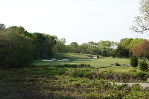 Shelter Harbor 14th Tee